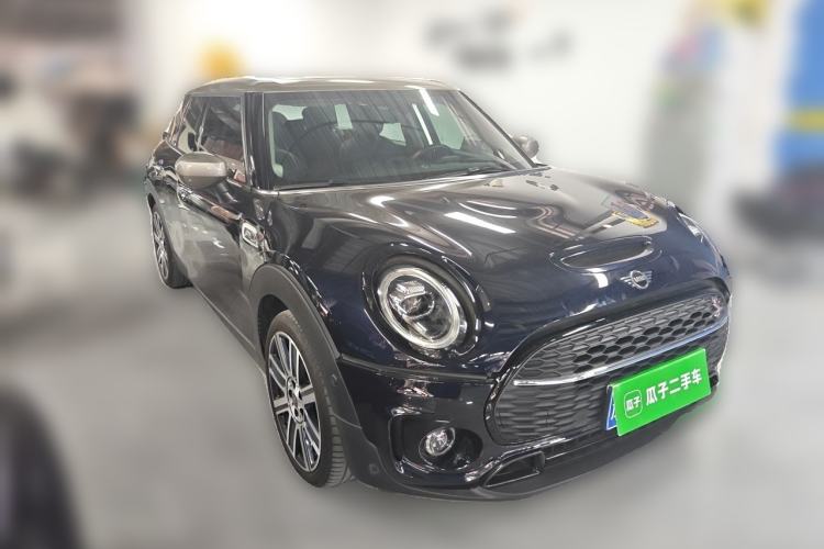 Used MINI Clubman 2021 2.0T COOPER S Front Right 45 Deg