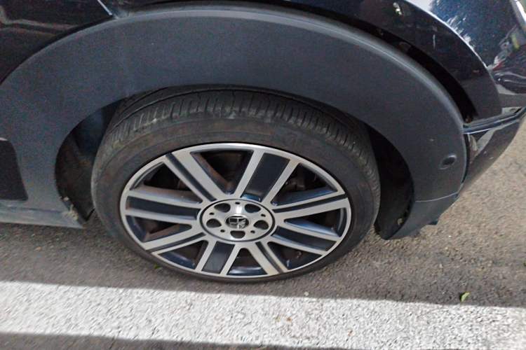 Used MINI Clubman 2021 1.5T COOPER Connoisseur Right Front Wheel Hub