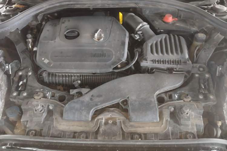 Used MINI Clubman 2021 2.0T COOPER S Engine Bay
