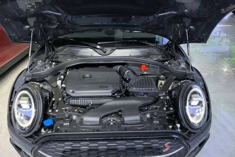 Used MINI Clubman 2021 2.0T COOPER S Engine Bay