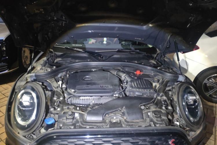 Used MINI Clubman 2021 2.0T COOPER S Engine Bay