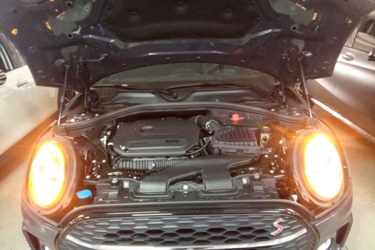 Used MINI Clubman 2021 2.0T COOPER S Engine Bay