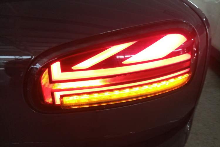 Used MINI Clubman 2021 2.0T COOPER S Exterior 6