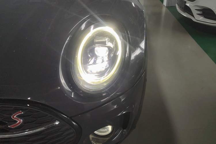Used MINI Clubman 2021 2.0T COOPER S Left Front Headlight