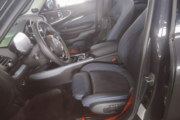 Used MINI Clubman 2021 2.0T COOPER S Left Front Seat
