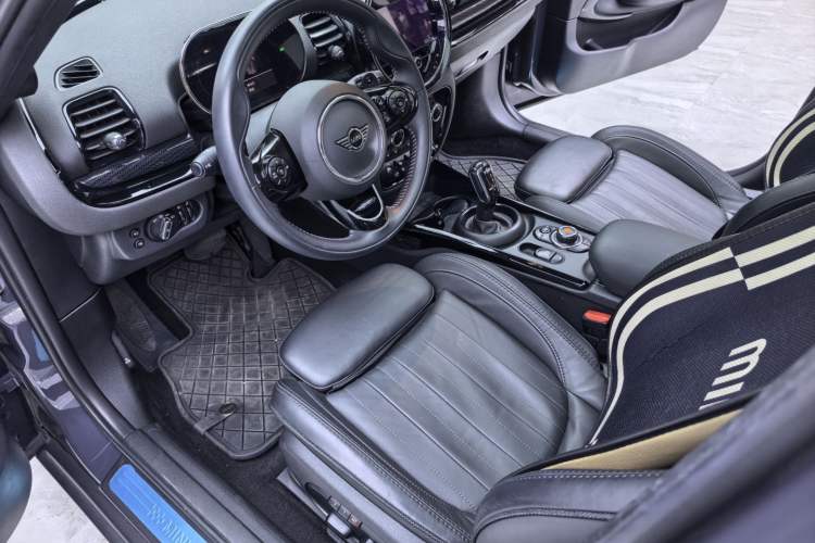 Used MINI Clubman 2021 2.0T COOPER S Left Front Seat