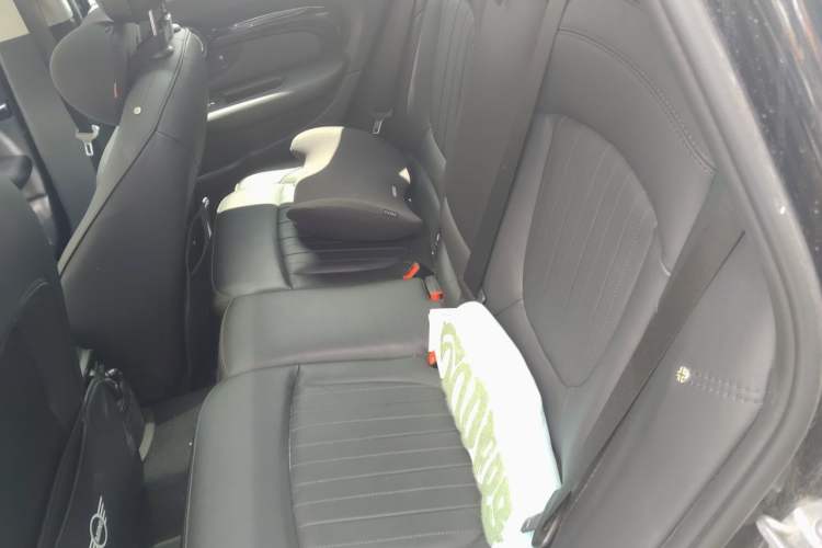 Used MINI Clubman 2021 2.0T COOPER S Left Rear Seat