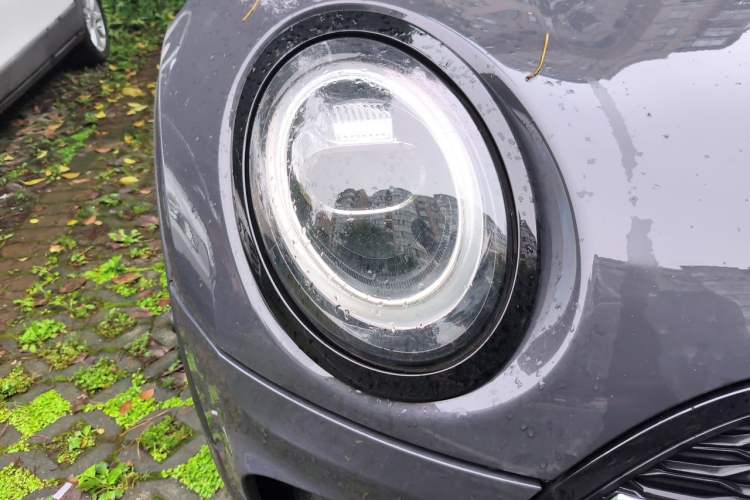 Used MINI Clubman 2021 2.0T COOPER S Right Front Headlight