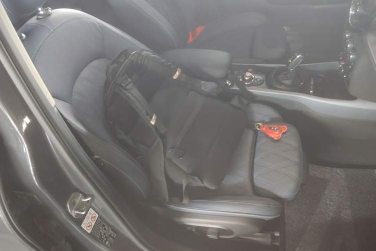 Used MINI Clubman 2021 2.0T COOPER S Right Front Seat