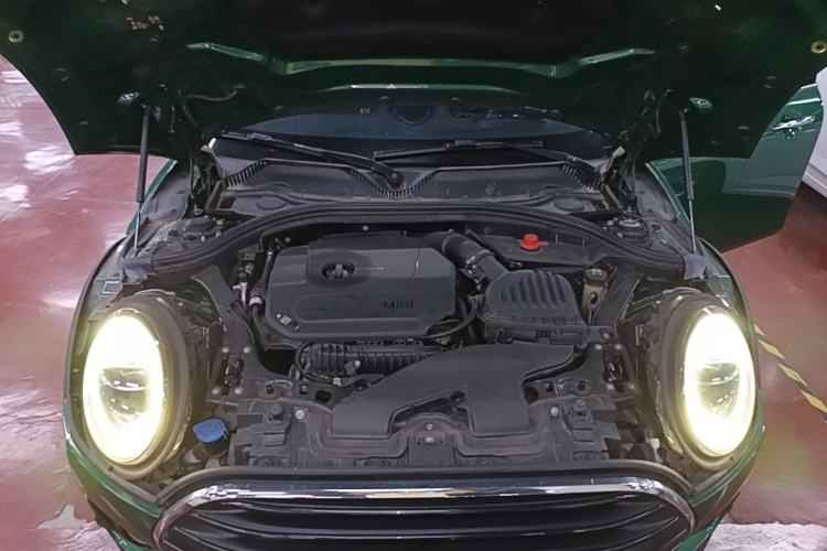 Used MINI Clubman 2021 1.5T COOPER Connoisseur Engine Bay