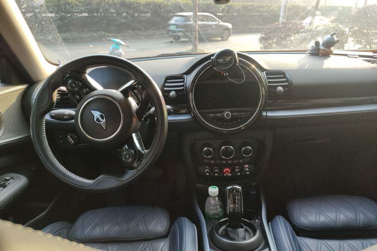 Used MINI Clubman 2021 1.5T COOPER Connoisseur Interior 2