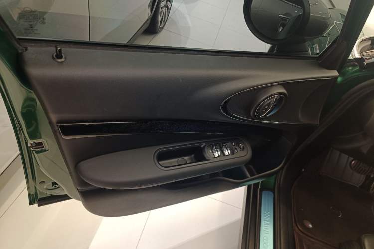 Used MINI Clubman 2021 2.0T COOPER S Left Front Door Interior
