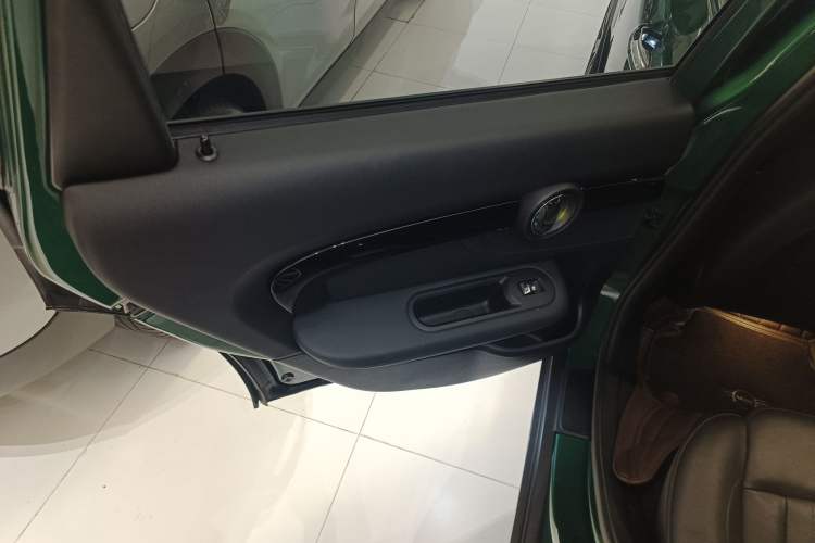 Used MINI Clubman 2021 2.0T COOPER S Left Rear Door Interior