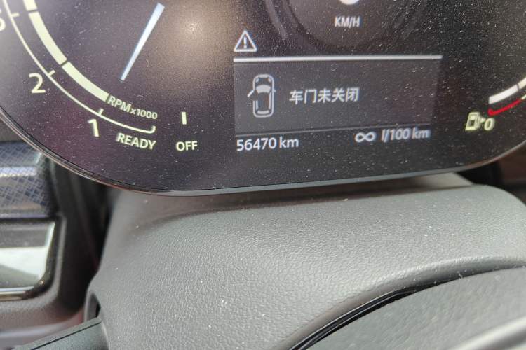 Used MINI Clubman 2021 1.5T COOPER Connoisseur Odometer Close Up