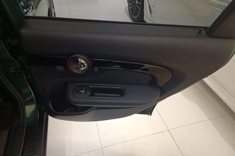 Used MINI Clubman 2021 2.0T COOPER S Right Rear Door Interior
