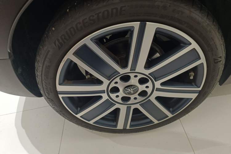Used MINI Clubman 2021 2.0T COOPER S Right Rear Wheel Hub