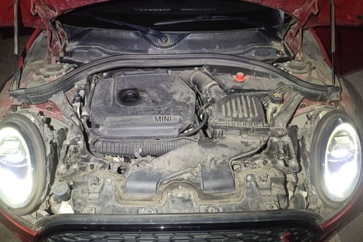 Used MINI Clubman 2021 2.0T COOPER S Engine Bay