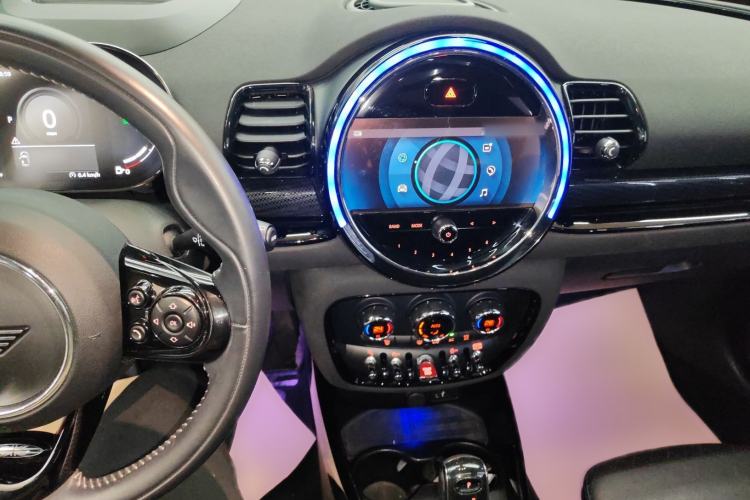 Used MINI Clubman 2021 1.5T COOPER Connoisseur Audio And AC Panel