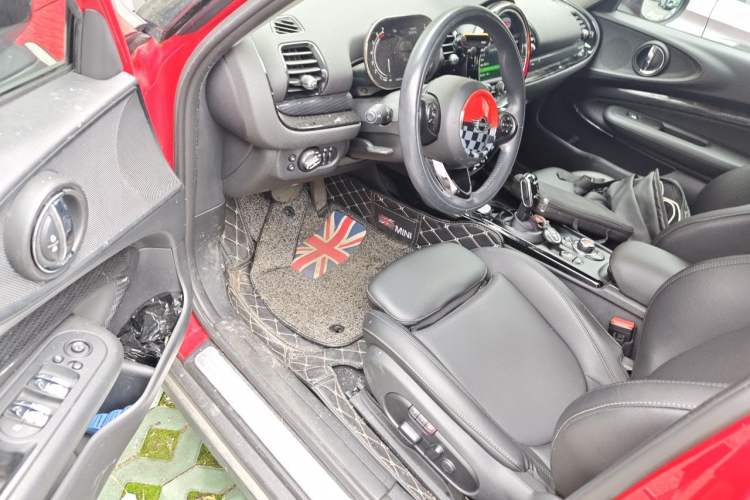 Used MINI Clubman 2021 1.5T COOPER Driver Seat