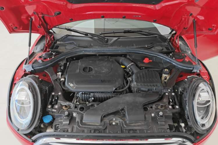 Used MINI Clubman 2021 1.5T ONE Engine Bay