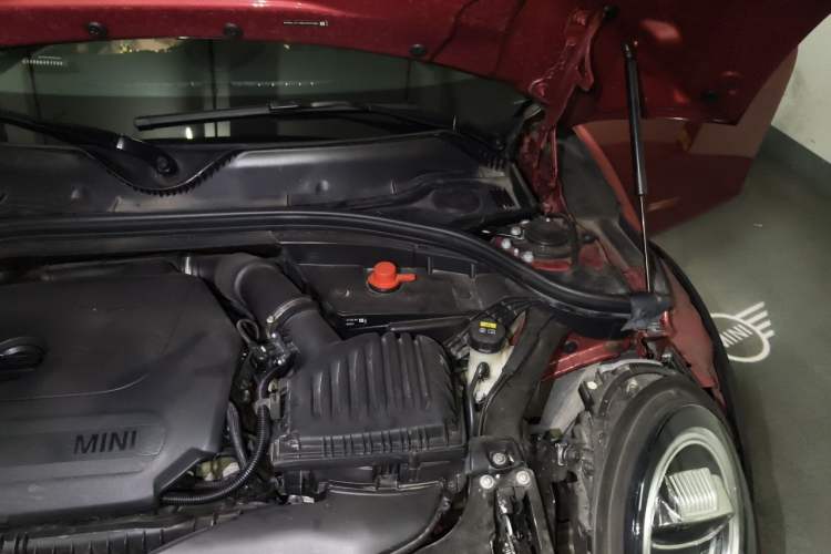 Used MINI Clubman 2021 1.5T COOPER Connoisseur Engine Bay Left