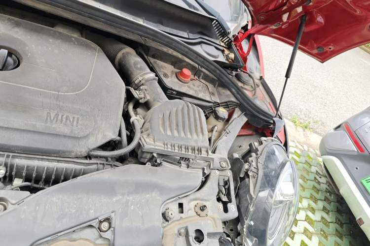 Used MINI Clubman 2021 1.5T COOPER Engine Bay Left