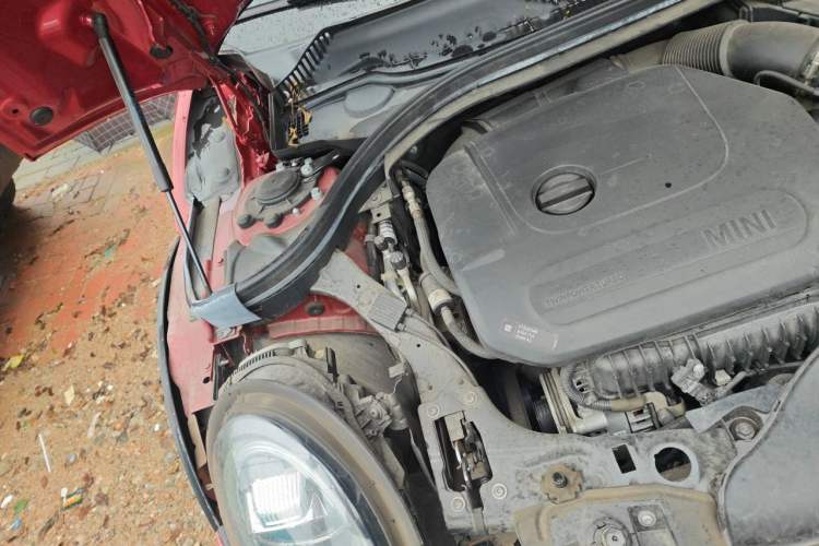 Used MINI Clubman 2021 1.5T COOPER Engine Bay Right