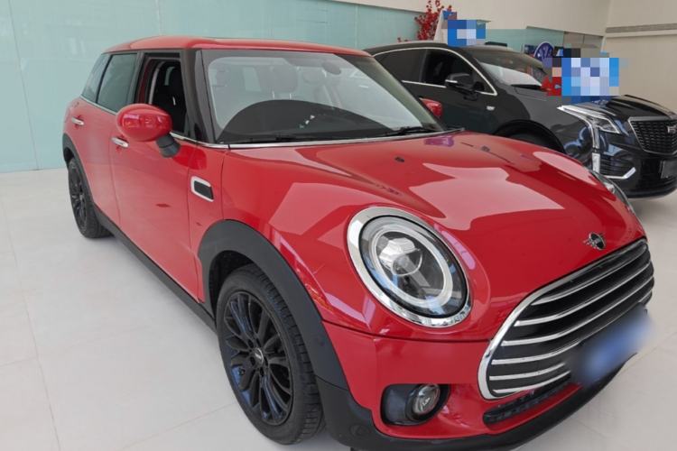 Used MINI Clubman 2021 1.5T ONE Front Right 45 Deg