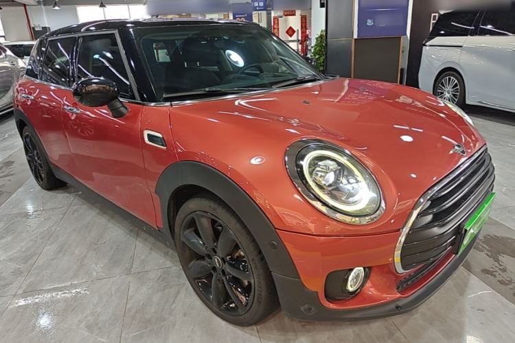 Used MINI Clubman 2021 1.5T COOPER Connoisseur Front Right 45 Deg