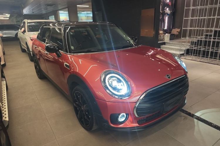 Used MINI Clubman 2021 1.5T COOPER Connoisseur Front Right 45 Deg