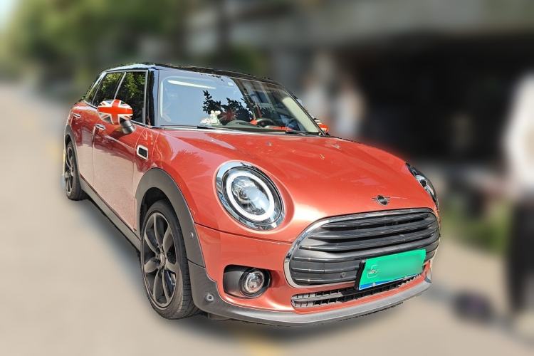 Used MINI Clubman 2021 1.5T COOPER Connoisseur Front Right 45 Deg