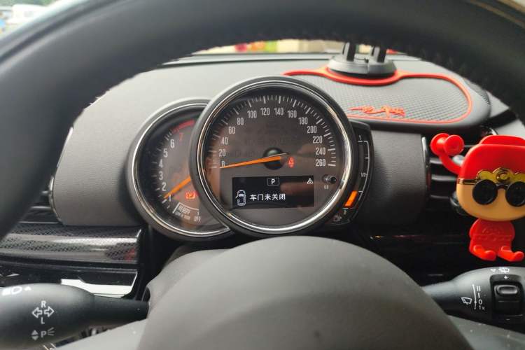 Used MINI Clubman 2021 1.5T ONE Instrument Cluster