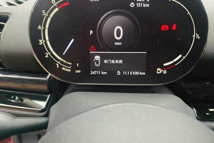 Used MINI Clubman 2021 1.5T COOPER Odometer Close Up