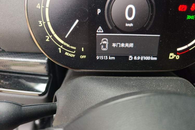 Used MINI Clubman 2021 2.0T COOPER S Odometer Close Up
