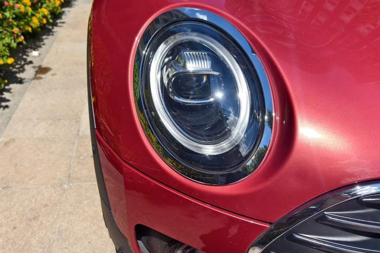 Used MINI Clubman 2021 1.5T COOPER Connoisseur Right Front Headlight