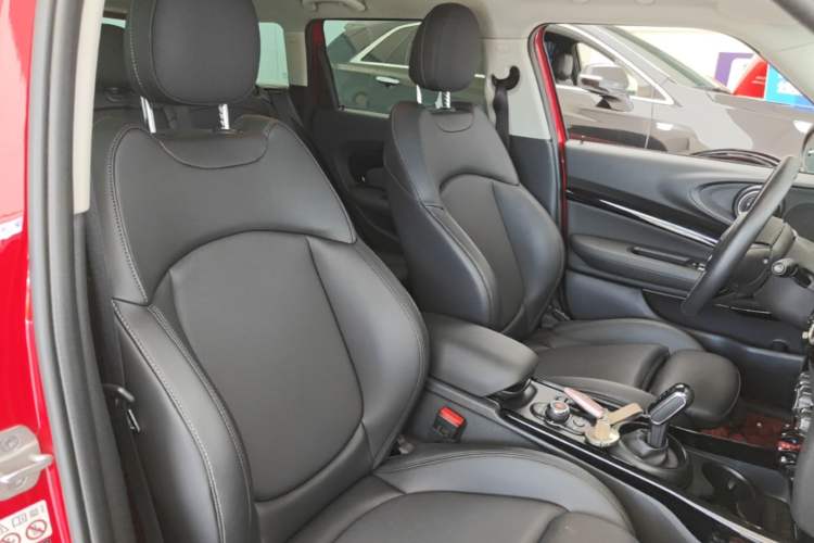 Used MINI Clubman 2021 1.5T ONE Right Front Seat