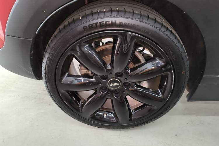 Used MINI Clubman 2021 1.5T COOPER Connoisseur Right Rear Wheel Hub