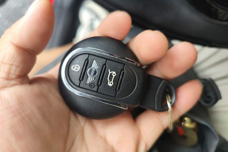 Used MINI Clubman 2021 1.5T ONE Vehicle Key