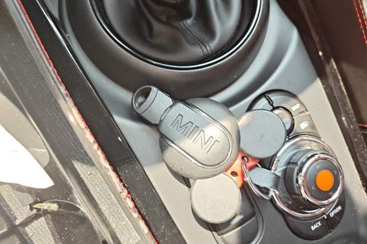 Used MINI Clubman 2021 1.5T COOPER Connoisseur Vehicle Key