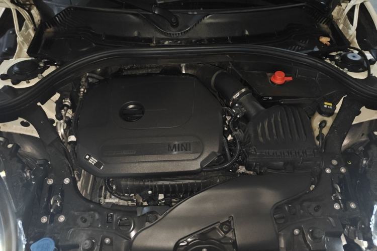 Used MINI Clubman 2021 1.5T COOPER Connoisseur Engine Bay