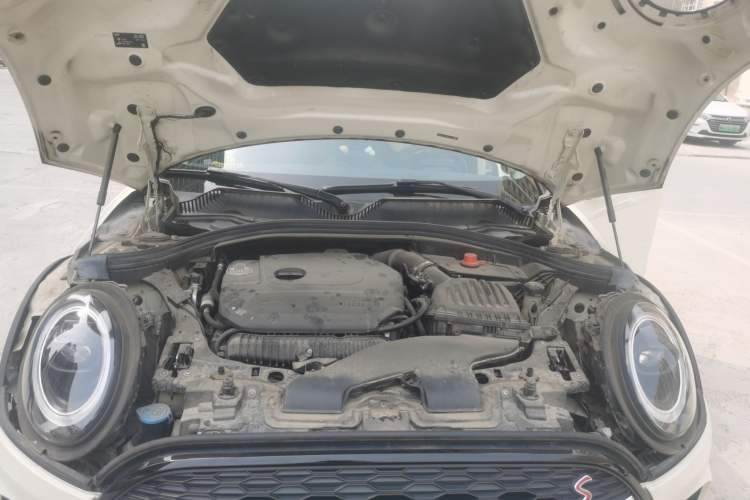 Used MINI Clubman 2021 2.0T COOPER S Engine Bay