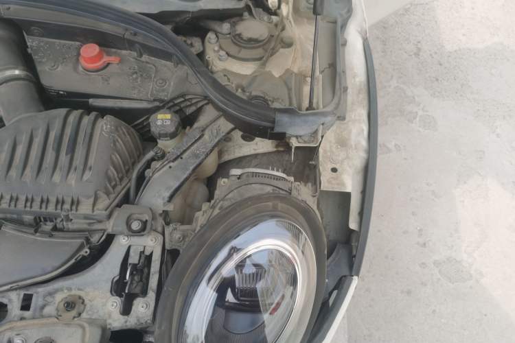 Used MINI Clubman 2021 2.0T COOPER S Engine Bay Left
