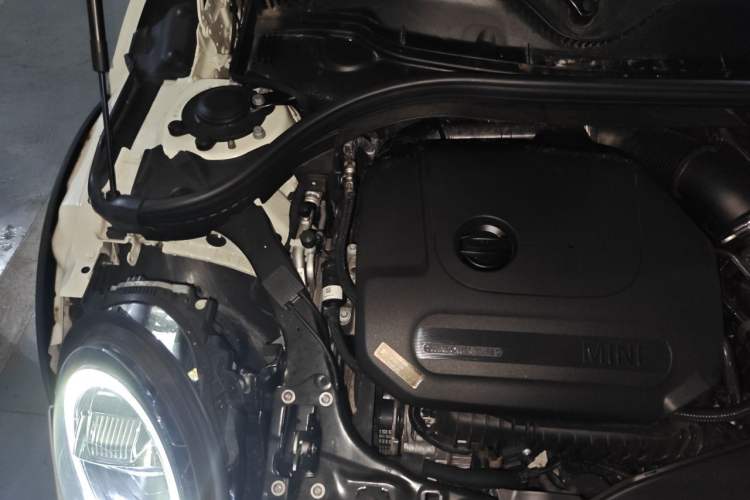 Used MINI Clubman 2021 1.5T COOPER Connoisseur Engine Bay Right