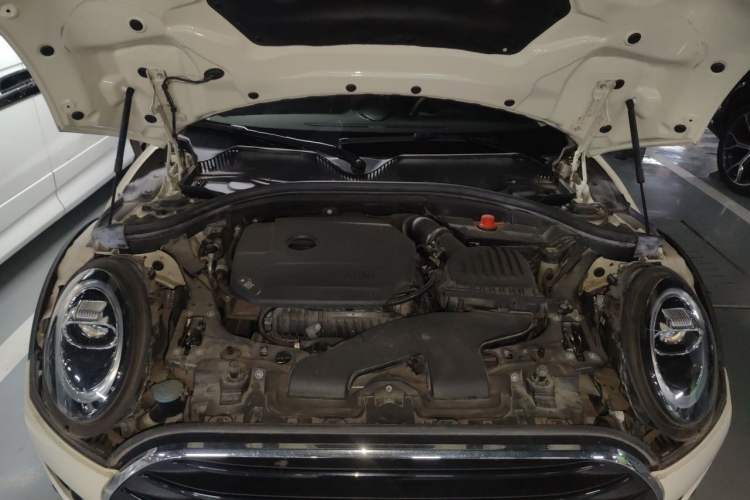 Used MINI Clubman 2021 1.5T ONE Engine Bay