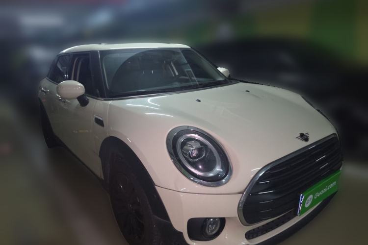 Used MINI Clubman 2021 1.5T ONE Front Right 45 Deg