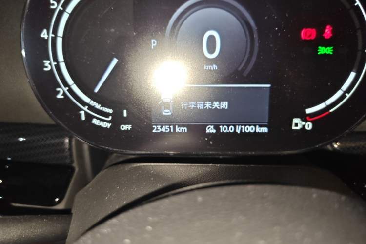 Used MINI Clubman 2021 1.5T COOPER Connoisseur Odometer Close Up