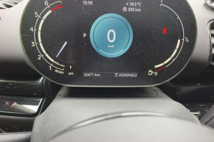 Used MINI Clubman 2021 2.0T COOPER S Odometer Close Up