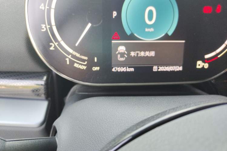 Used MINI Clubman 2021 2.0T COOPER S Odometer Close Up