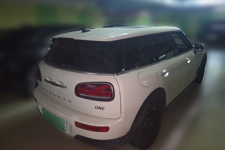 Used MINI Clubman 2021 1.5T ONE Rear Right 45 Deg