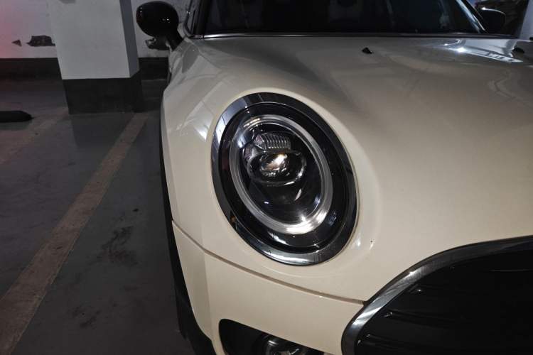 Used MINI Clubman 2021 1.5T COOPER Connoisseur Right Front Headlight